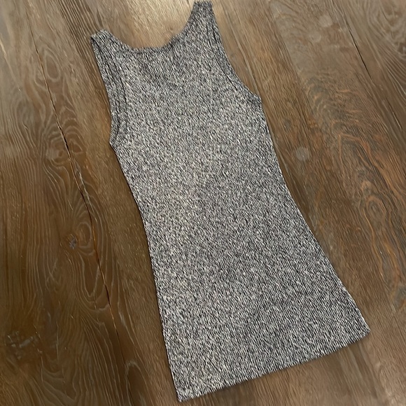 Top - Picture 4 of 5